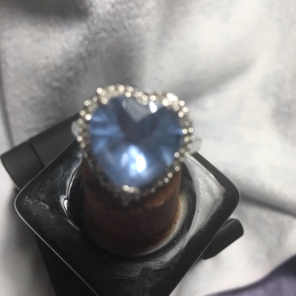 Heart ring - Picture 2 of 3